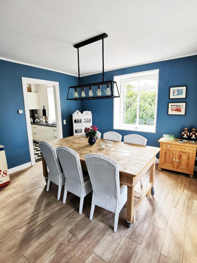Haus Am Deich 47 Stilvolles An Der Elbe In Stadtnaehe Dom wakacyjny Hamburg